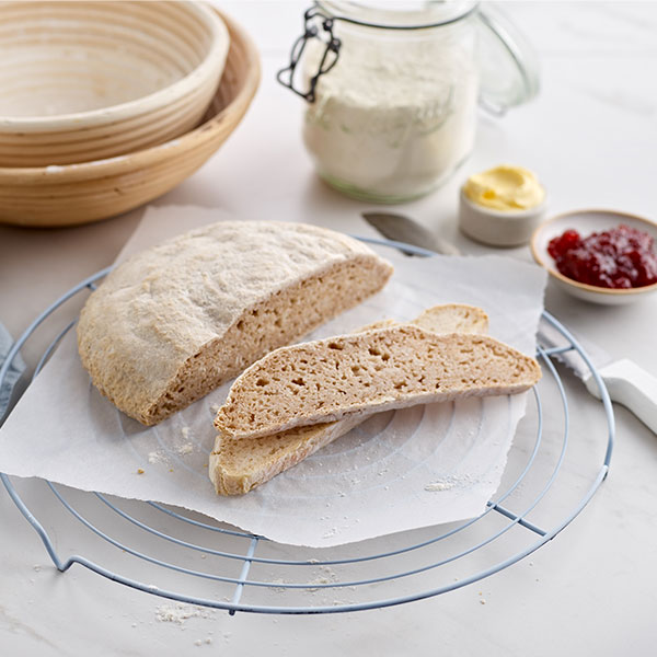 recipes/Freee Cake/600_FREEE_Gluten-Free-White-Sourdough-Bread.jpg