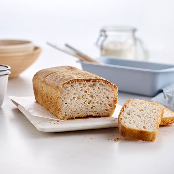 recipes/Freee Cake/600_FREEE_Gluten-Free-White-Sourdough-Loaf.jpg