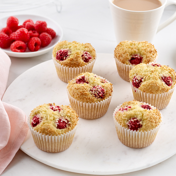 recipes/Freee Cake/600_FREEE_RaspberryCoconutCupcakeMuffins.jpg