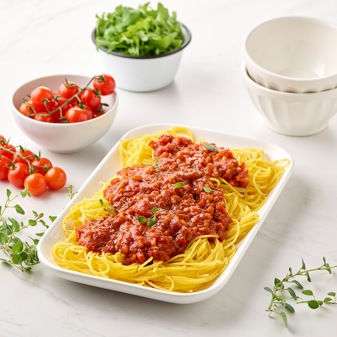 FR198-Gluten-Free-Maize-and-Rice-Spaghetti-Pasta-with-Rich-Tomato-Sauce.jpg