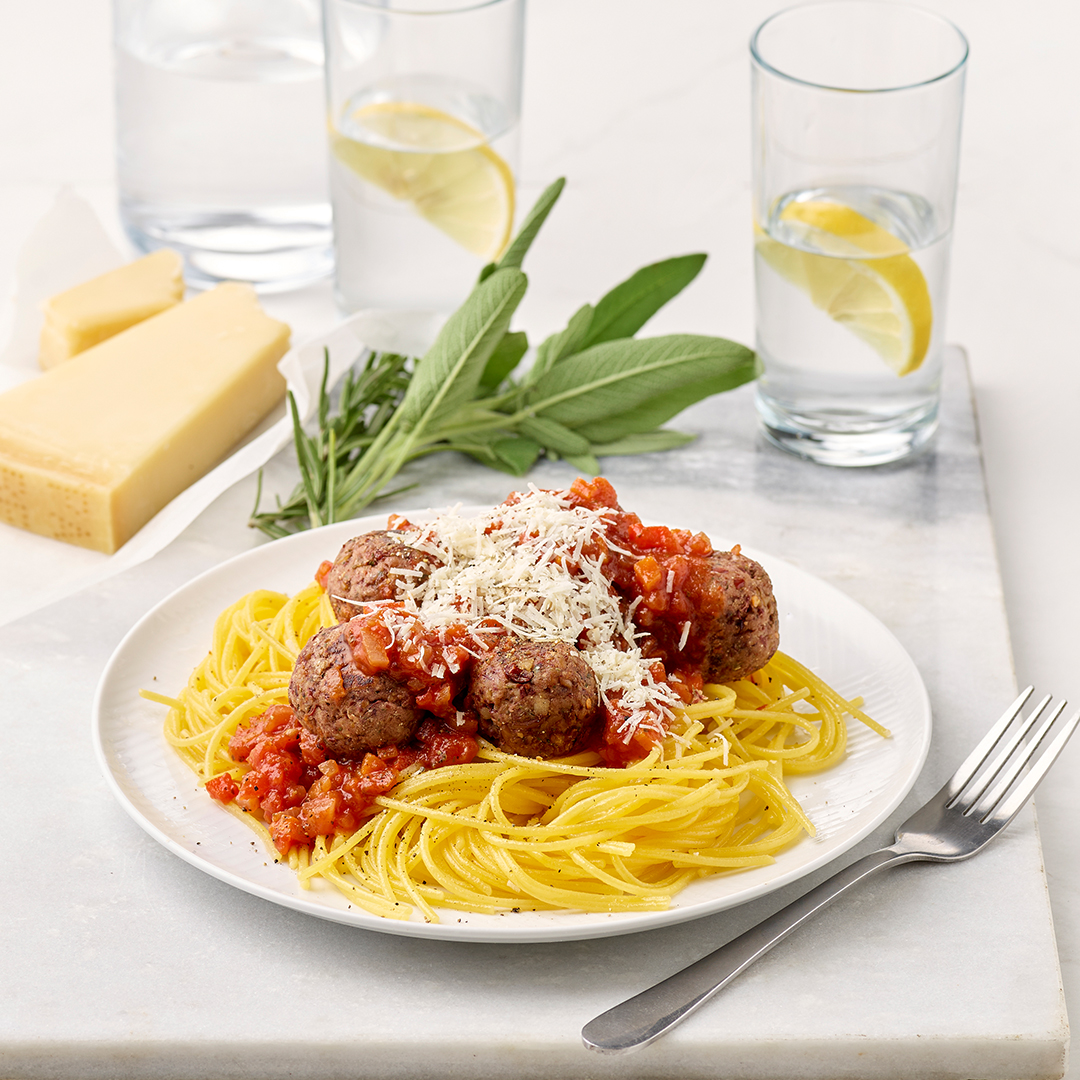 FR240-Gluten-Free-Maize-and-Rice-Spaghetti-Pasta-with-Kidney-Bean-'Meatballs'-and-Tomato-Sauce-1080.jpg